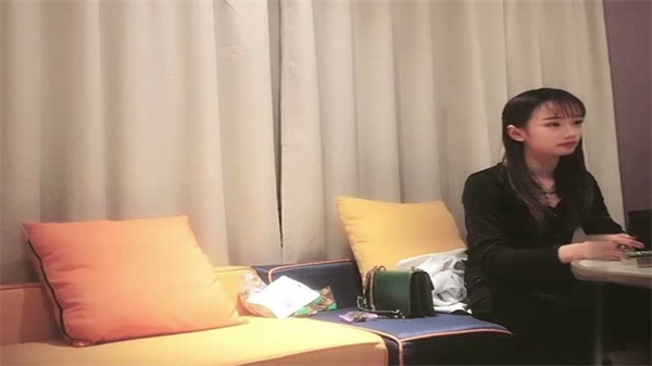 传销总监沈先生约炮清纯学生妹 平台第一大屌哥强势出击